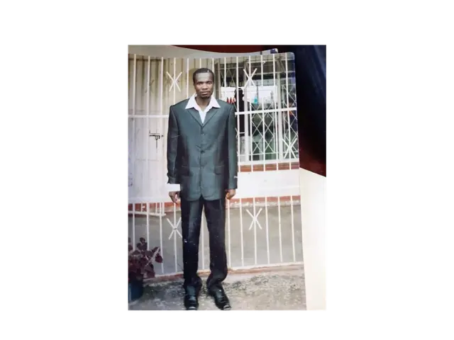 FROM SHY SCHOOLBOY TO STREETWISE SALESMAN