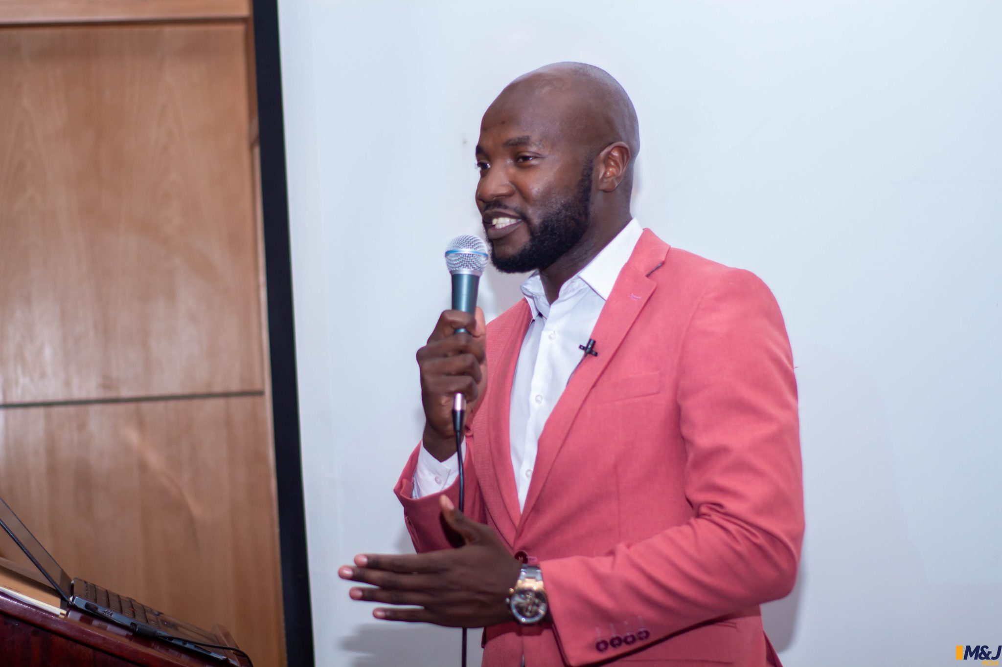 If You Want To Succeed In 2023 As An Entreprenuer, Grow Your Sales Team